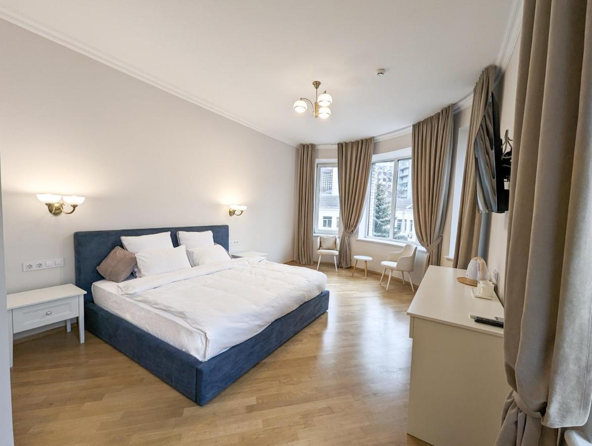 Kyiv Honchara Hotel Buitenkant foto
